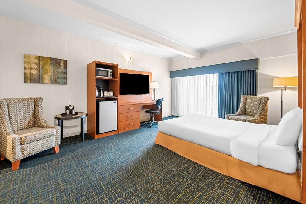 Best Western De Anza Inn Monterey Room photo