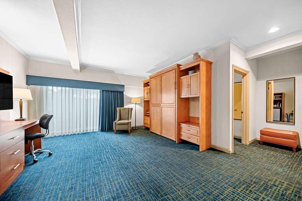 Best Western De Anza Inn Monterey Room photo