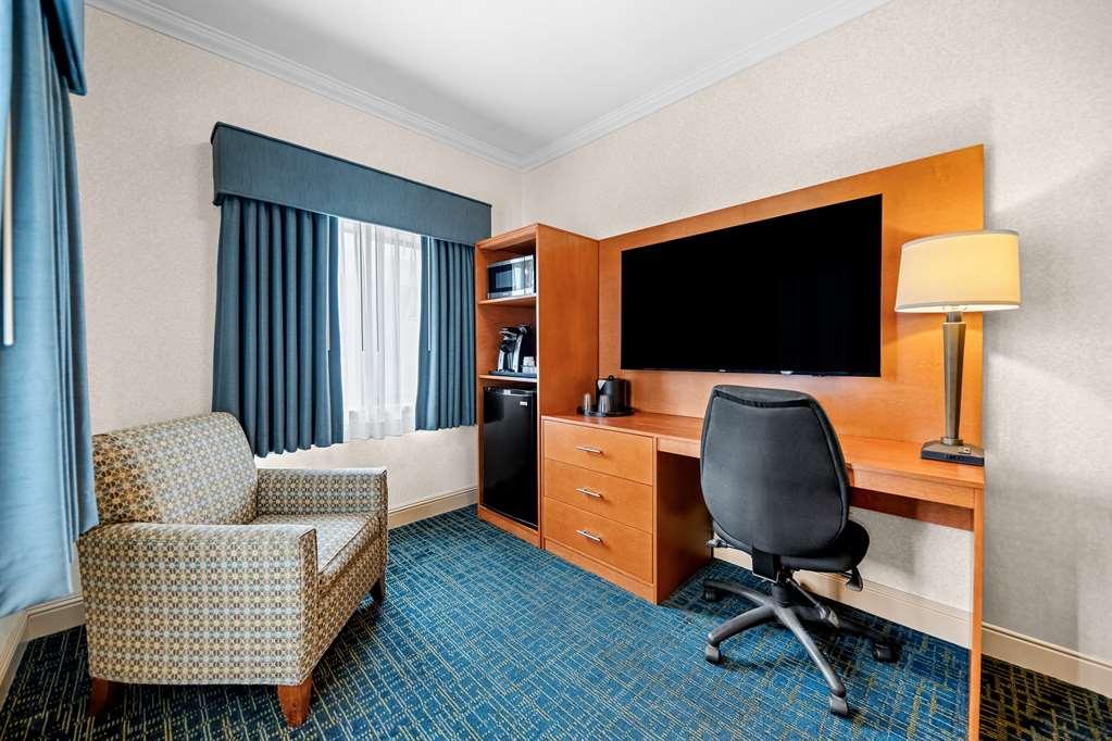 Best Western De Anza Inn Monterey Room photo